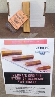 Yakka&#039;s  kaas gemaakt van Jakmelk voor de middel grote hond